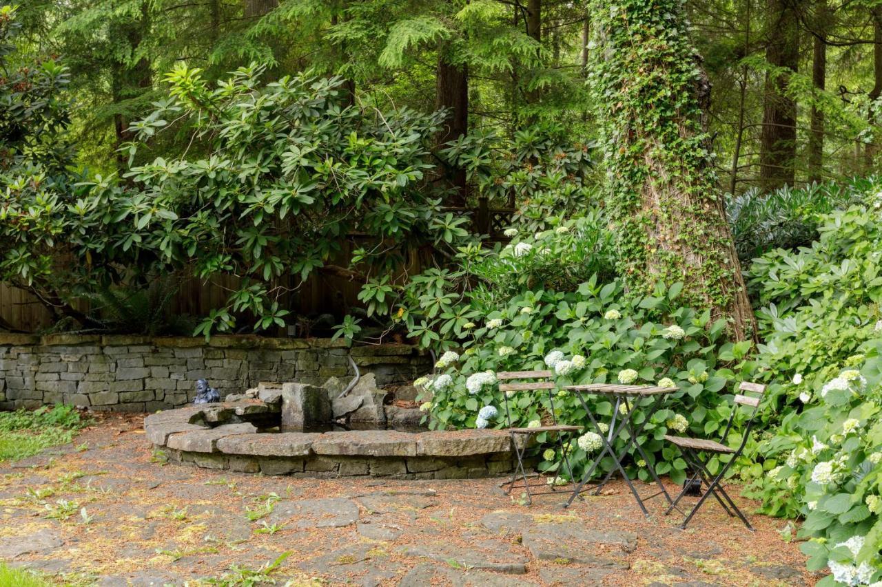 Beautiful Villa With Heated Pool Hot Tub By Forest North Vancouver Exteriér fotografie
